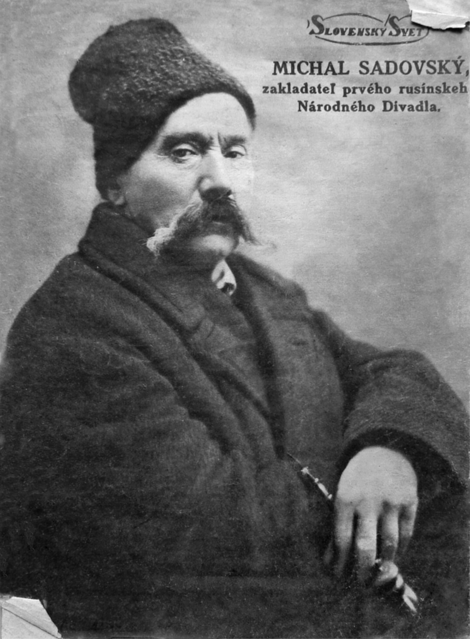 Микола Садовський (помилково написано: “Михайло”) на обкладинці журналу “Slovensky svet” (Пряшів, 1922, №14) та стаття про український театр в Ужгороді під його керівництвом.